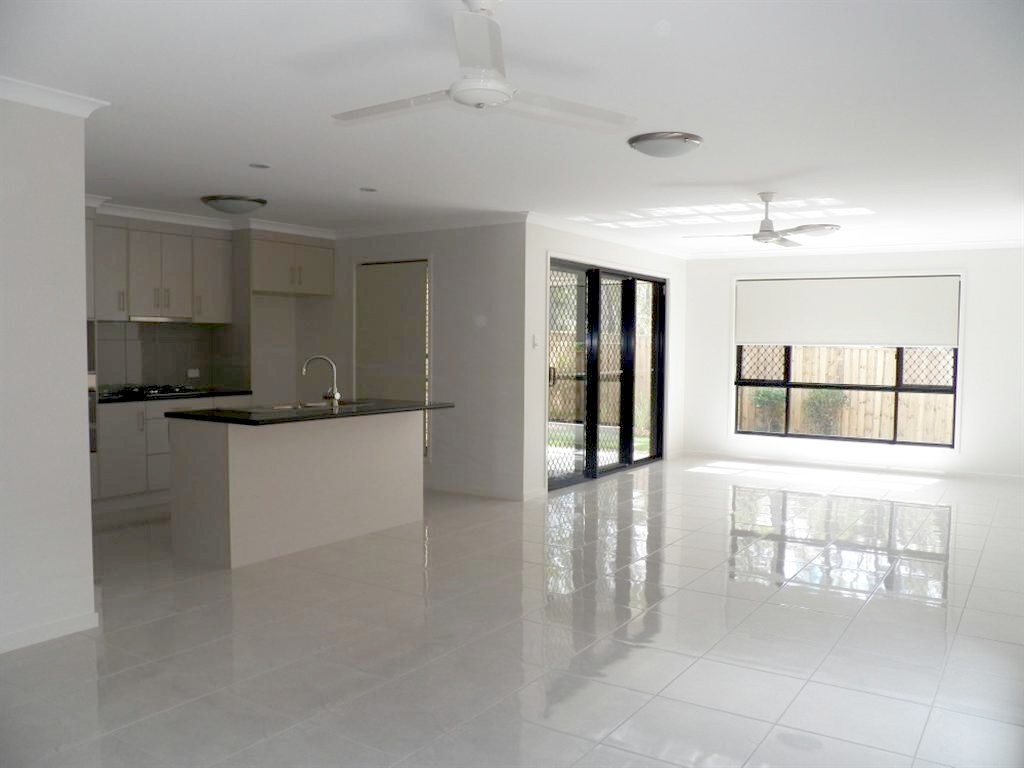 20 Sundowner Road, Clinton, QLD 4680