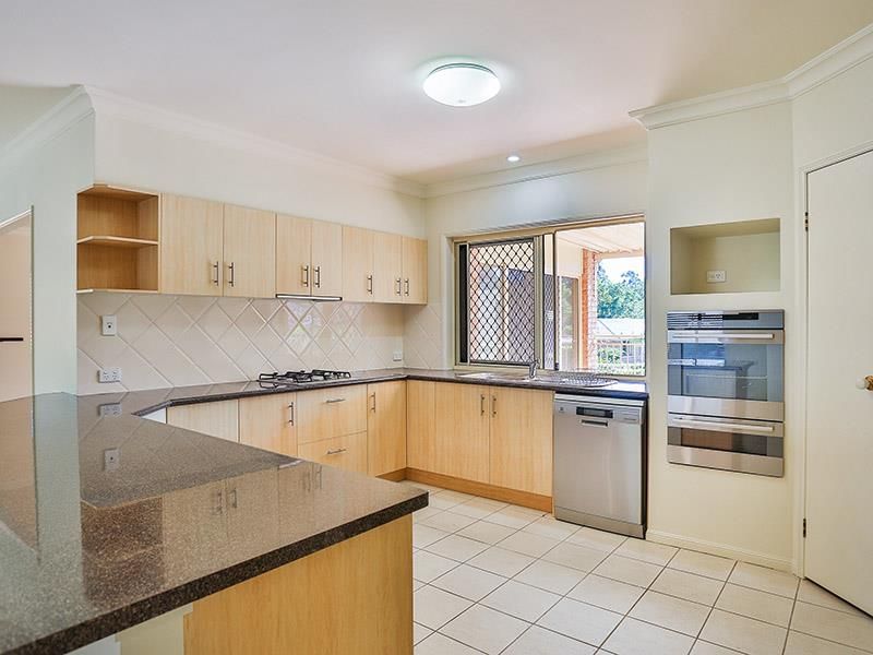 11 Rocklily Court, Chermside West, QLD 4032