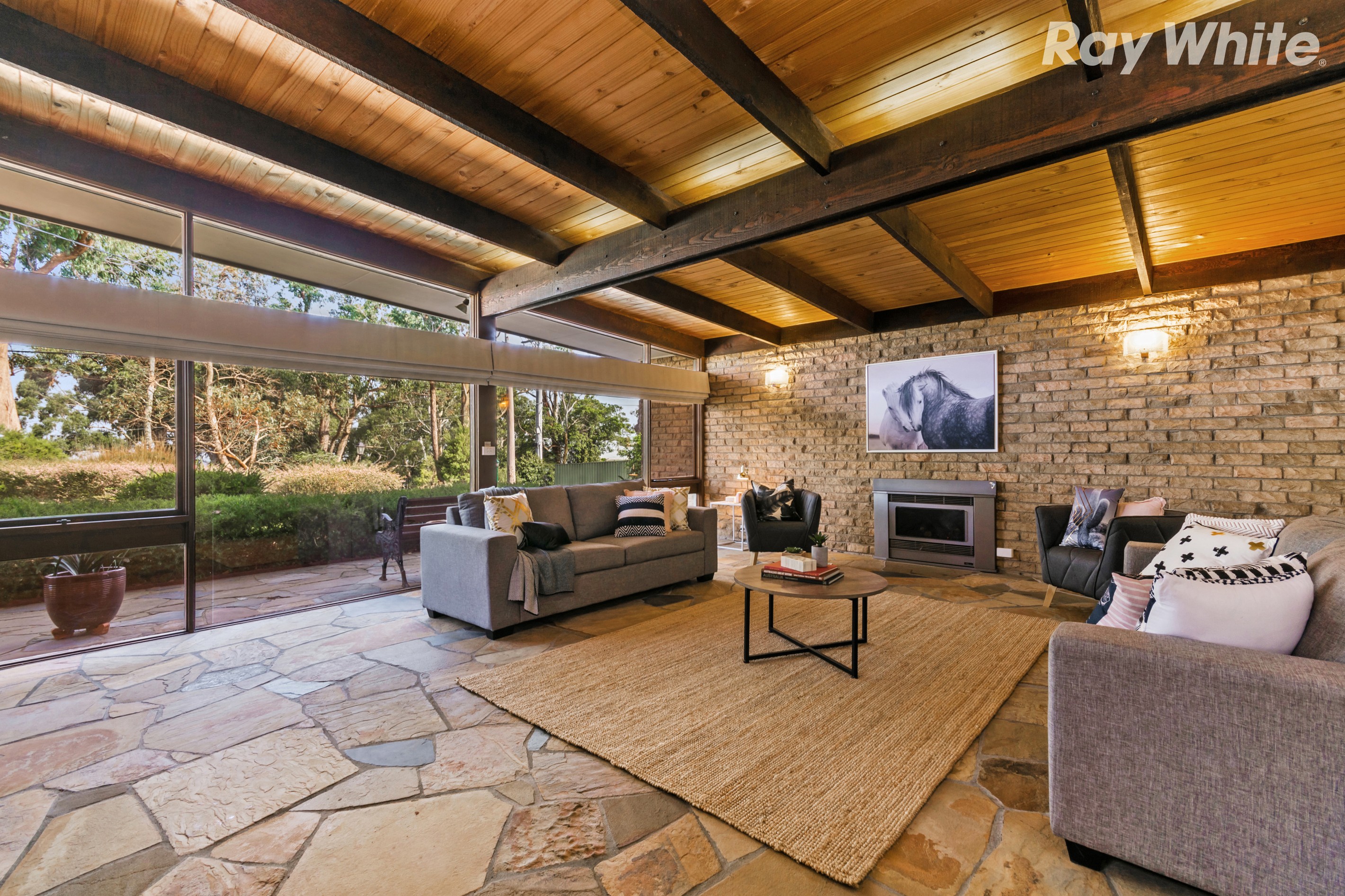 5 Belmont Avenue, Upwey, VIC 3158