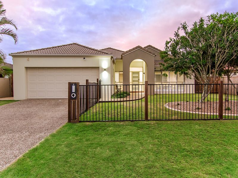 8 Maidenhead Court, Oxenford QLD 4210