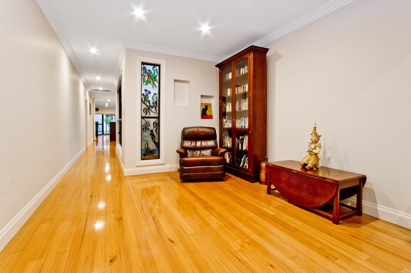 4 Victoria Street, Henley Beach, SA 5022