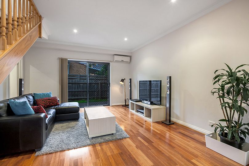 2/15 Macartney Street, Reservoir, VIC 3073