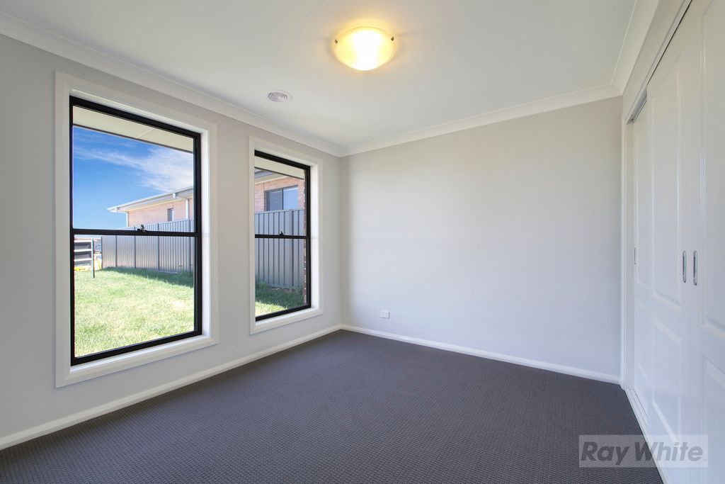 17B Mewburn Drive, Goulburn, NSW 2580