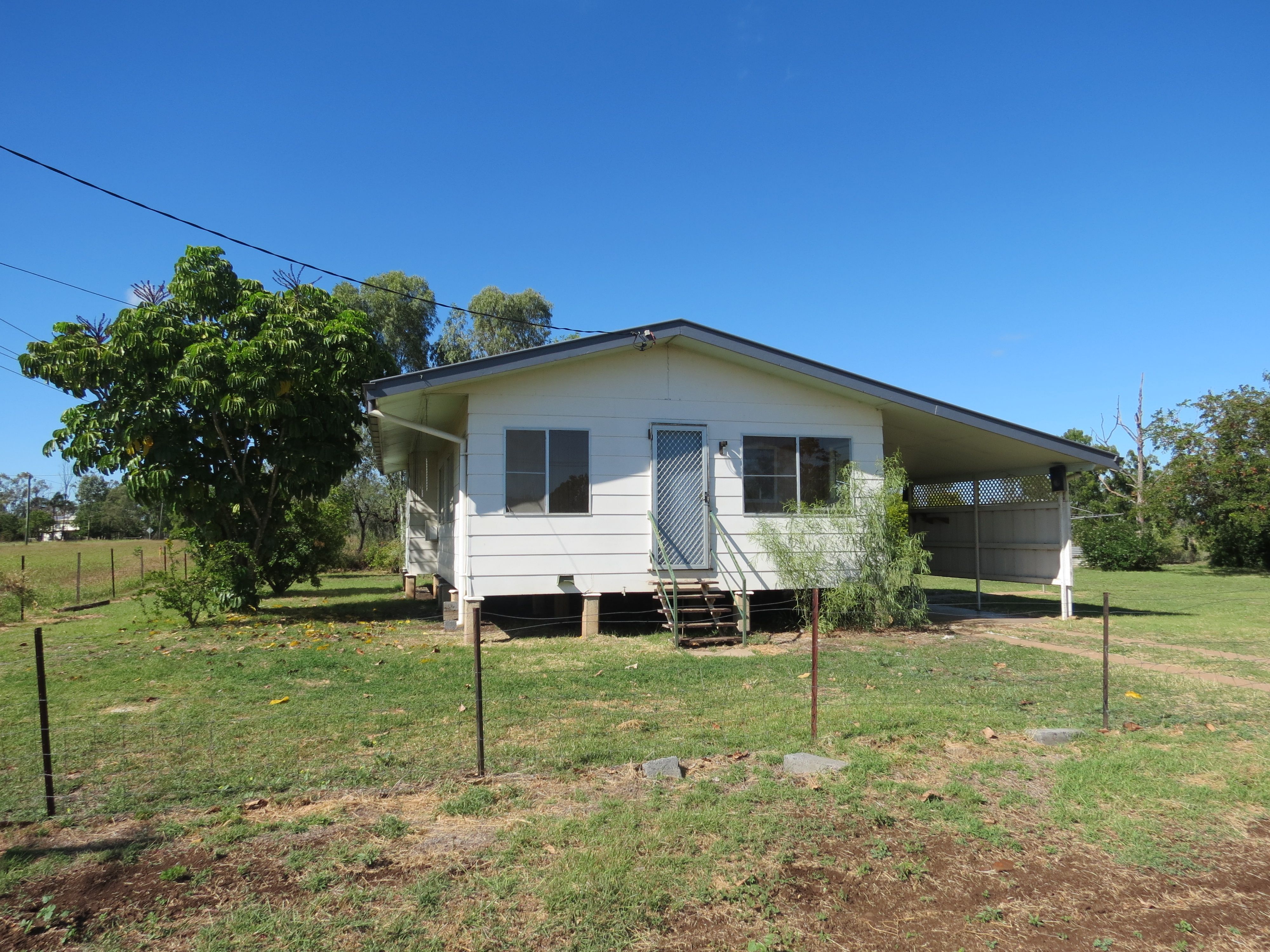 32 Gordon Street, Capella, QLD 4723