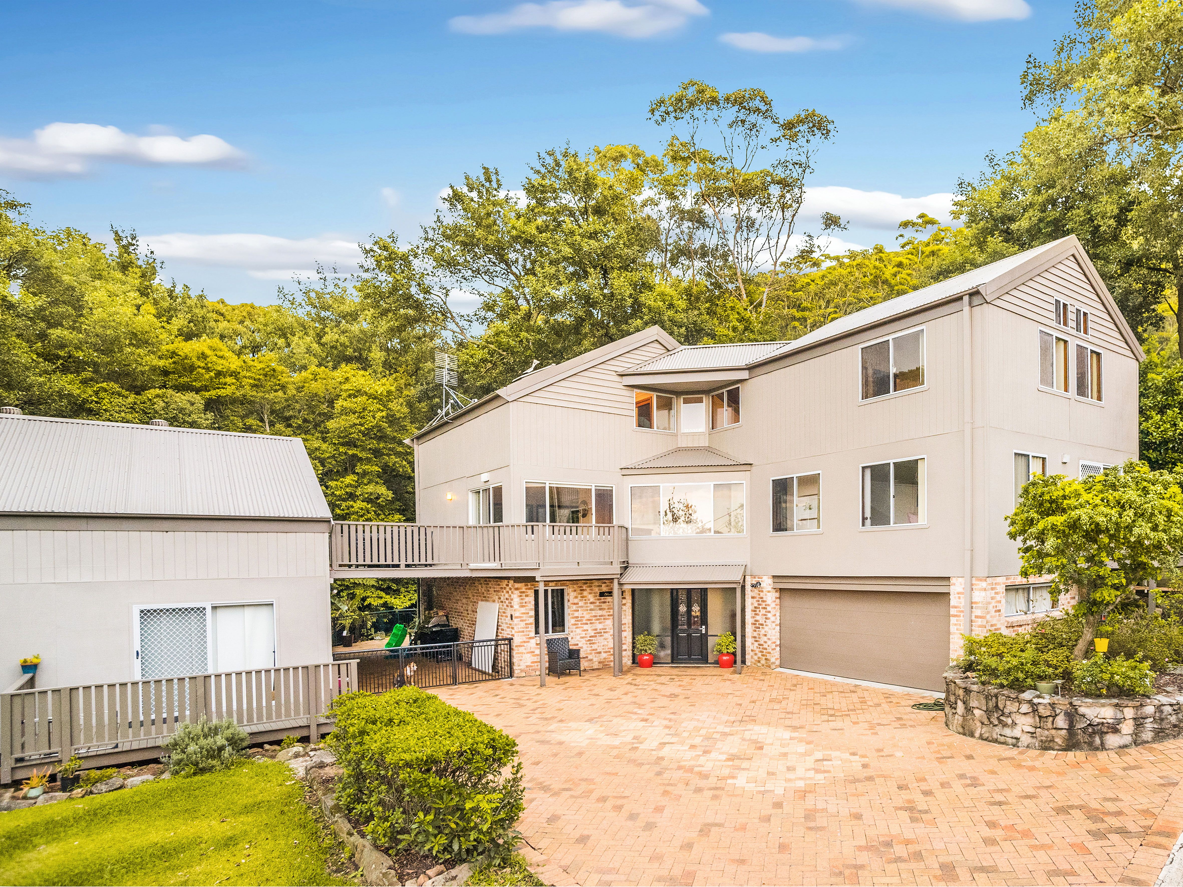 24 Railway Crescent