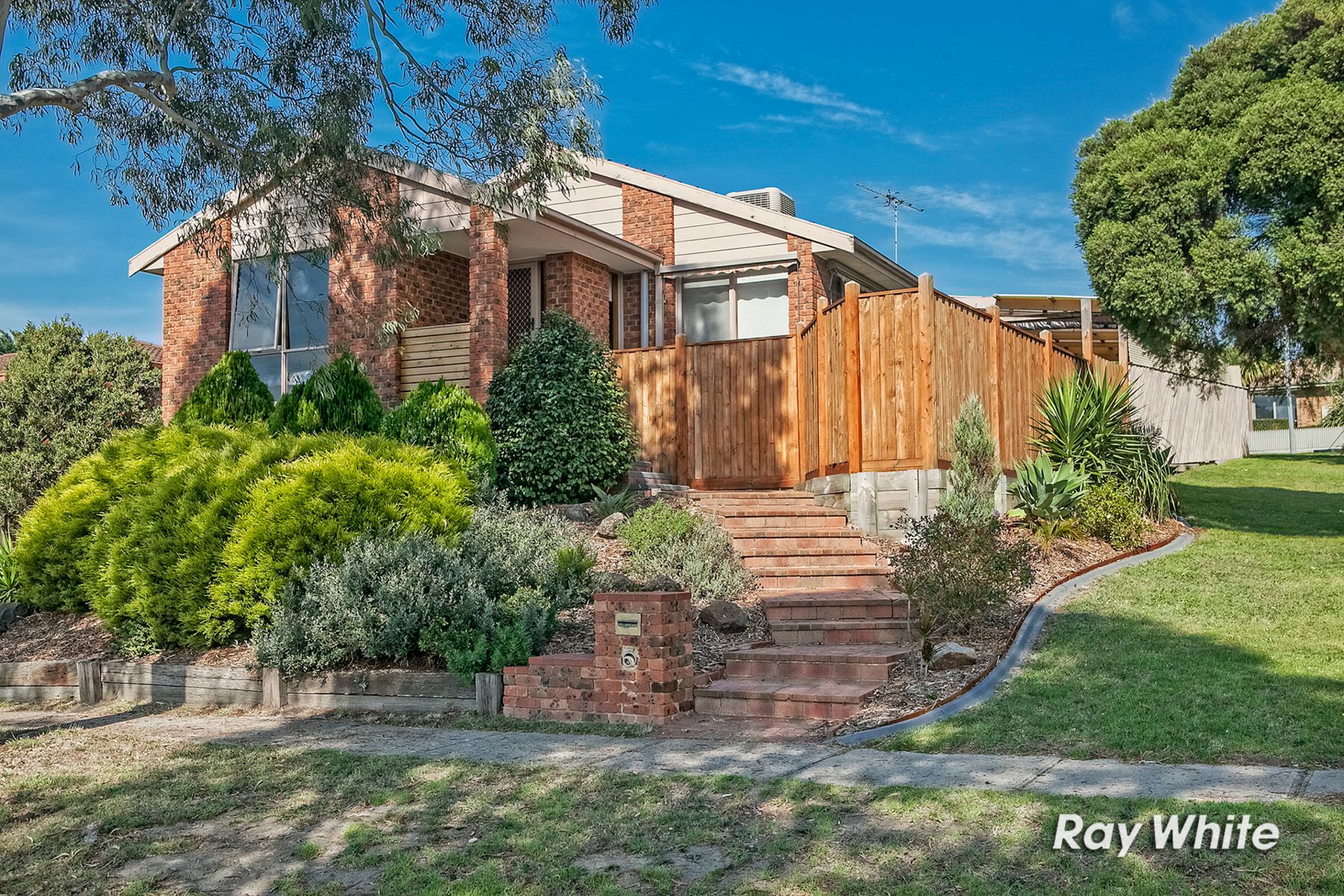 6 Panoramic Drive, Langwarrin VIC 3910