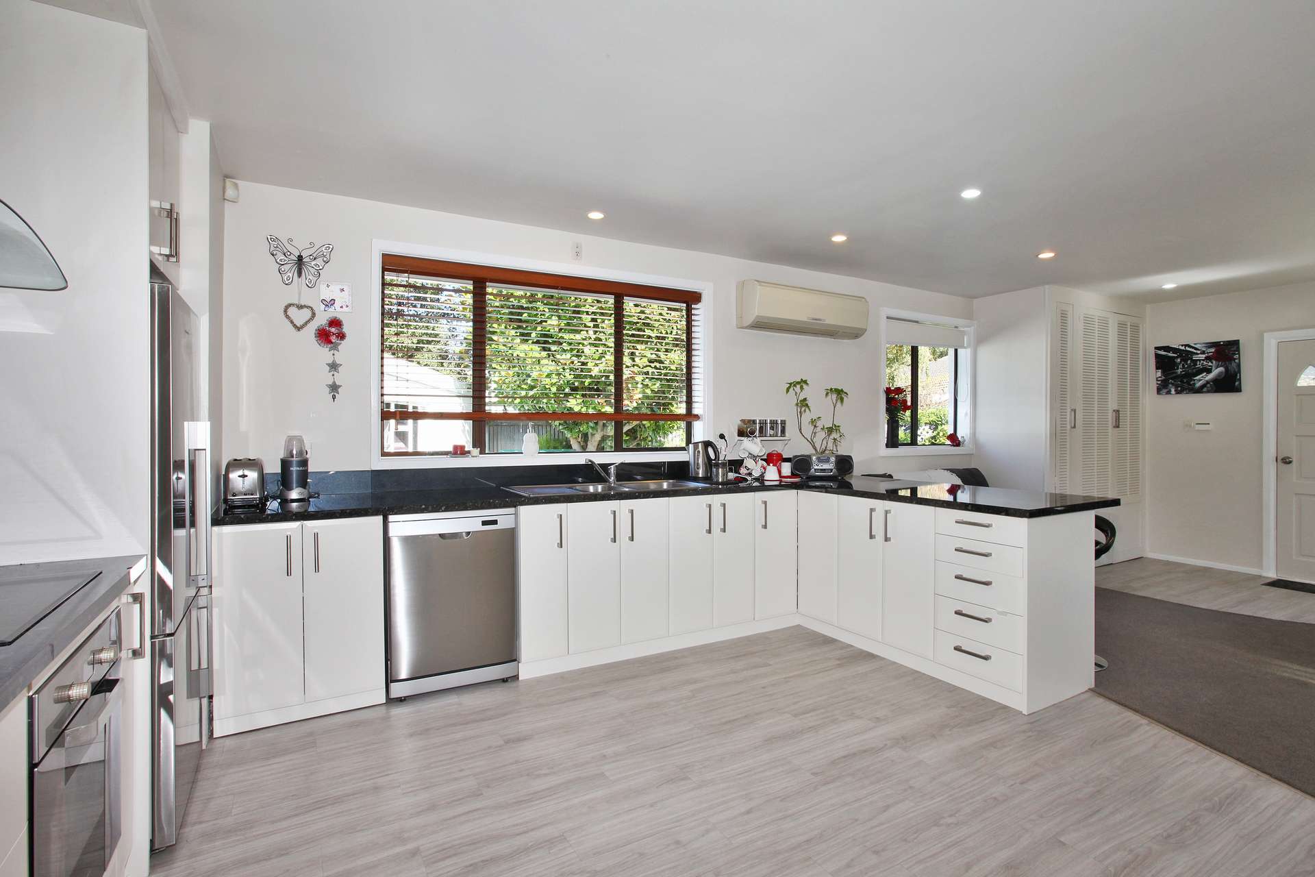 355 Sawyers Arms Road, Harewood, Christchurch City Real Estate Ray