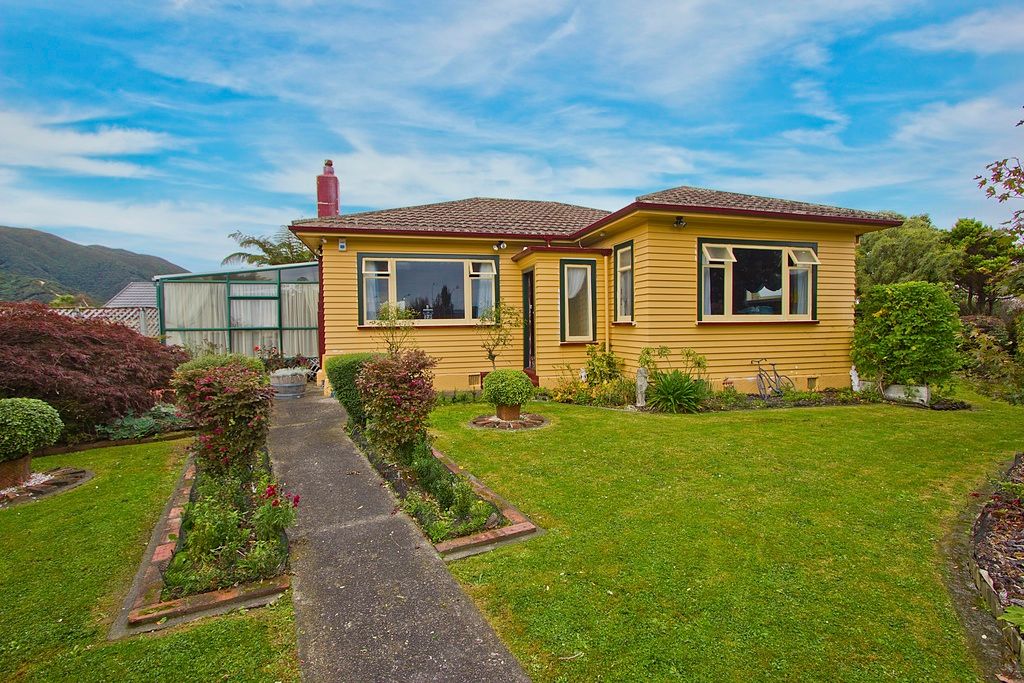 94 Cambridge Terrace, Waterloo, Lower Hutt City