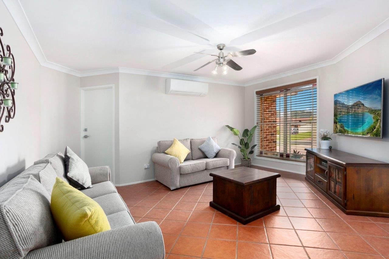 14 Fields Drive, Albion Park, NSW 2527