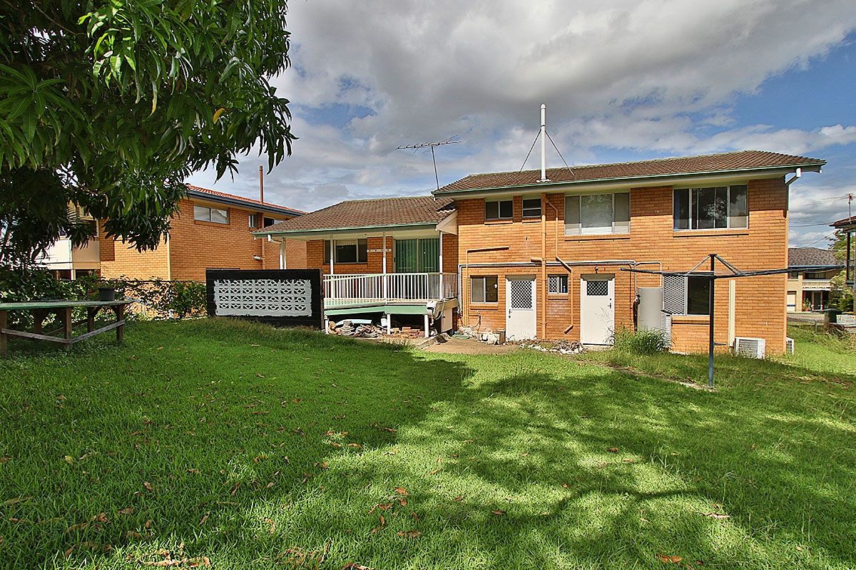 14 Warrawong Street, Eastern Heights, QLD 4305