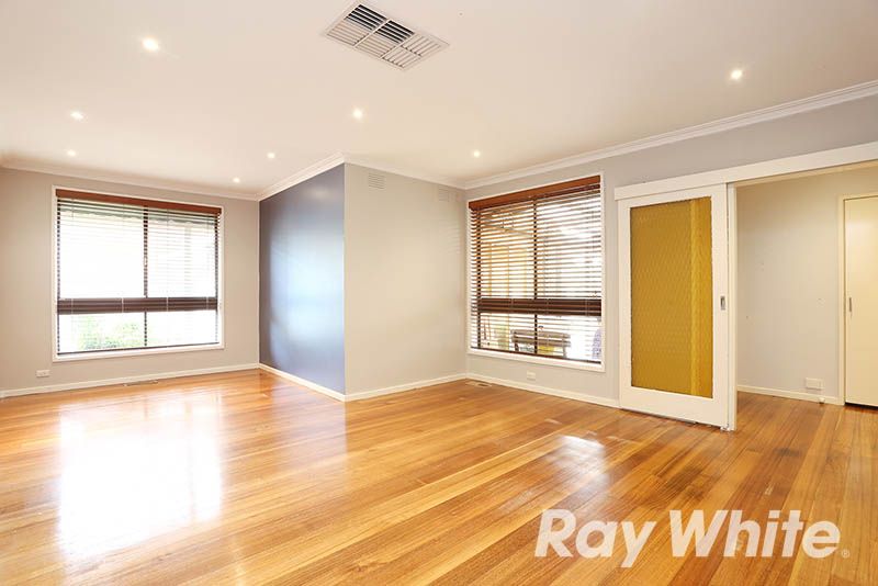 34 Warren Road, Cheltenham, VIC 3192
