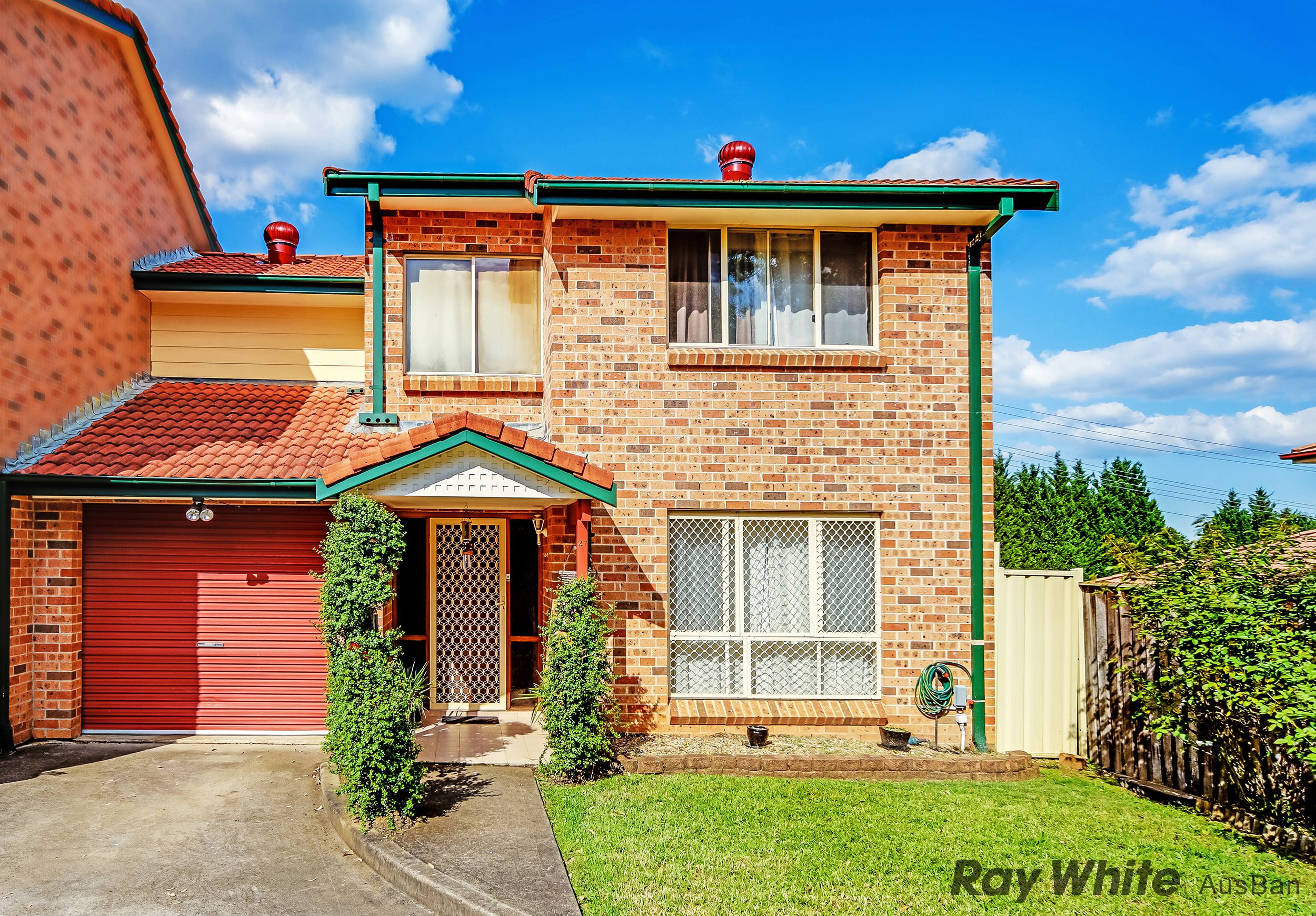 5 Jacquinot Place, Glenfield NSW 2167