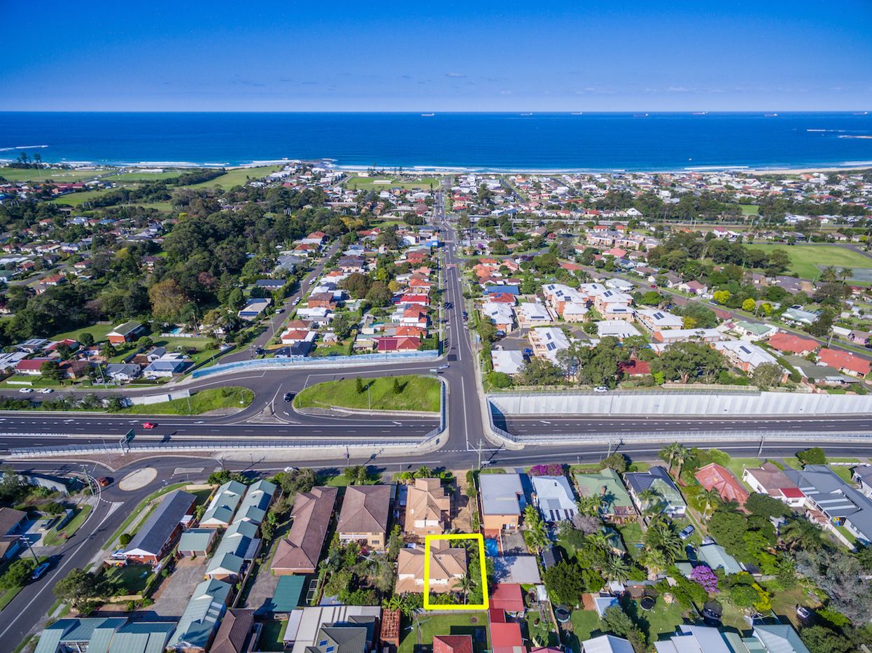 10 Mitchell Road, Woonona NSW 2517