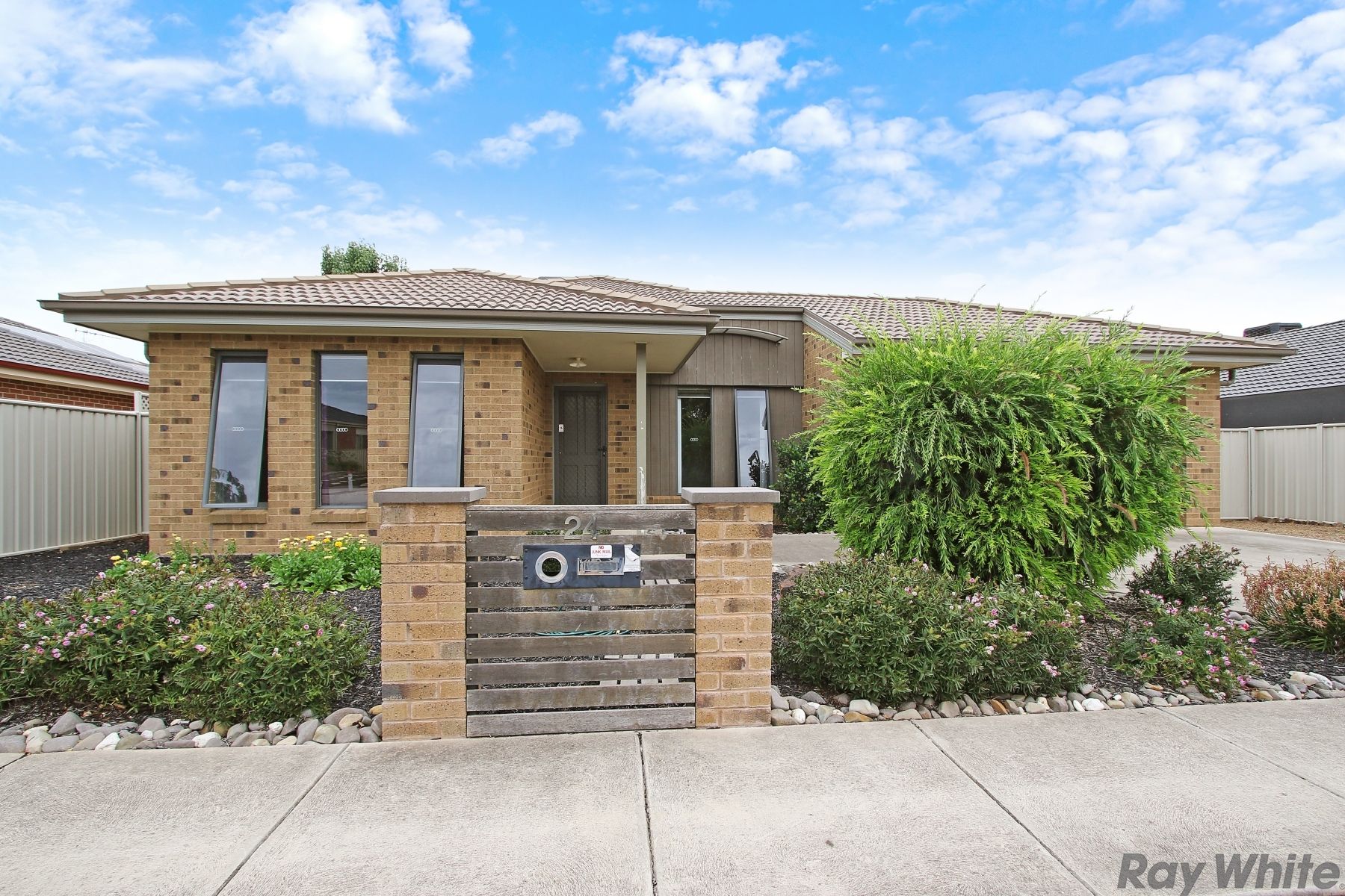 24 McNulty Drive, Benalla, VIC 3672
