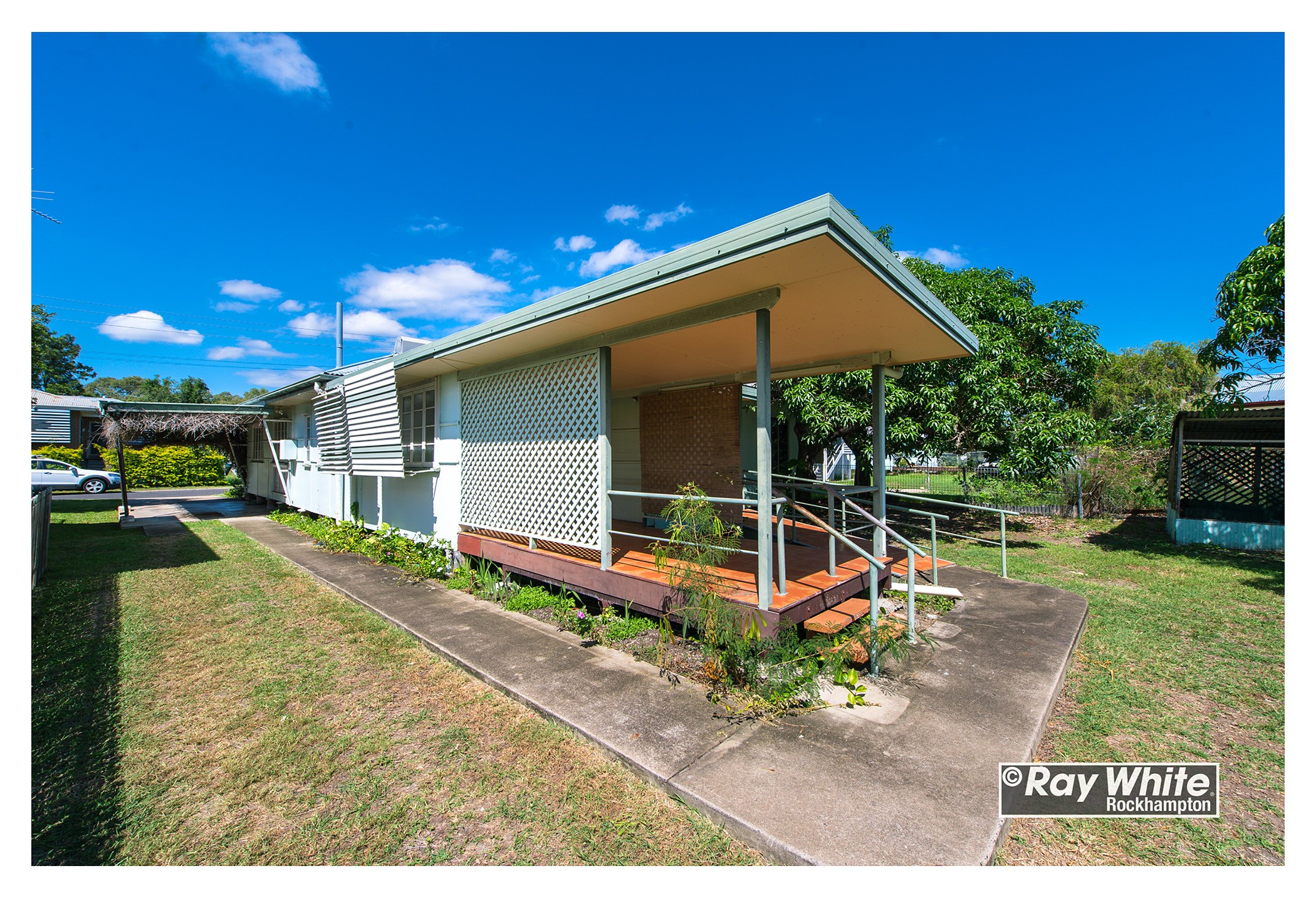 25 Lauga Street, Park Avenue, QLD 4701
