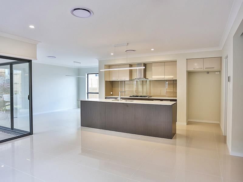 64 Canopus Street, Bridgeman Downs, QLD 4035