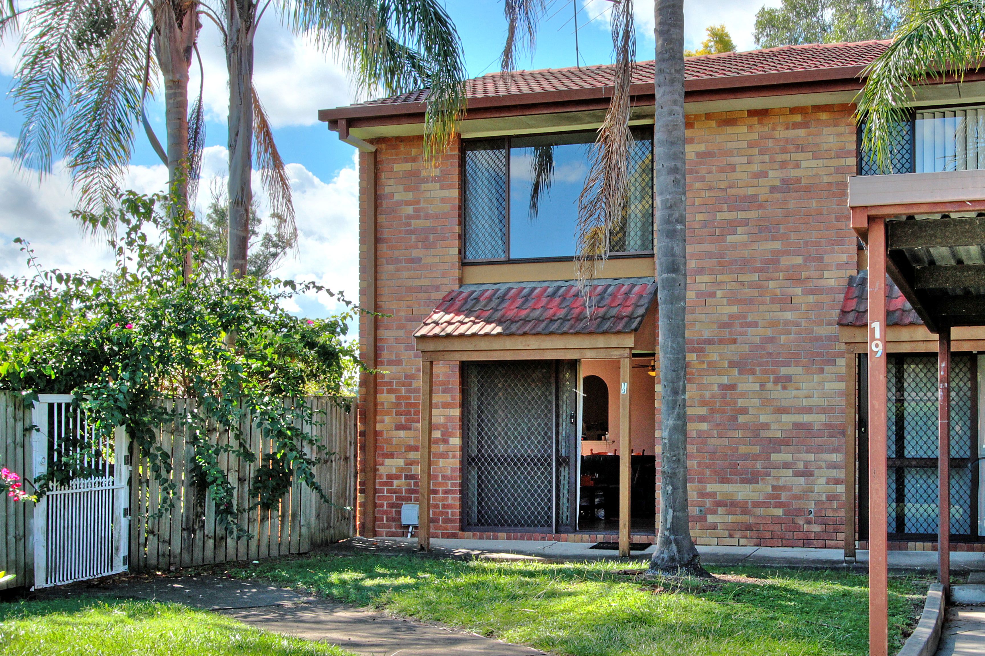 29 Defiance Road, Woodridge QLD 4114