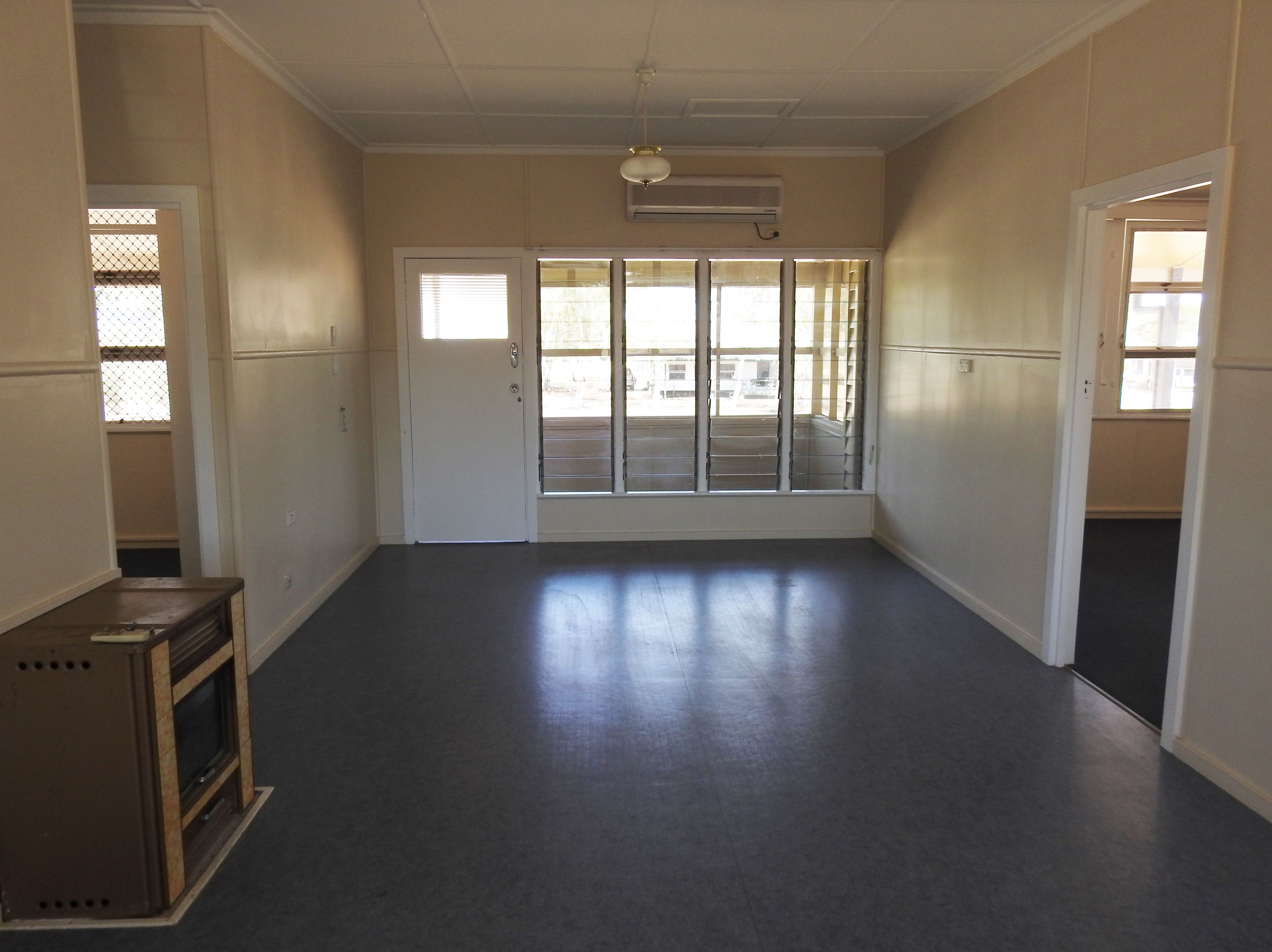 104 Acacia Street, Barcaldine, QLD 4725
