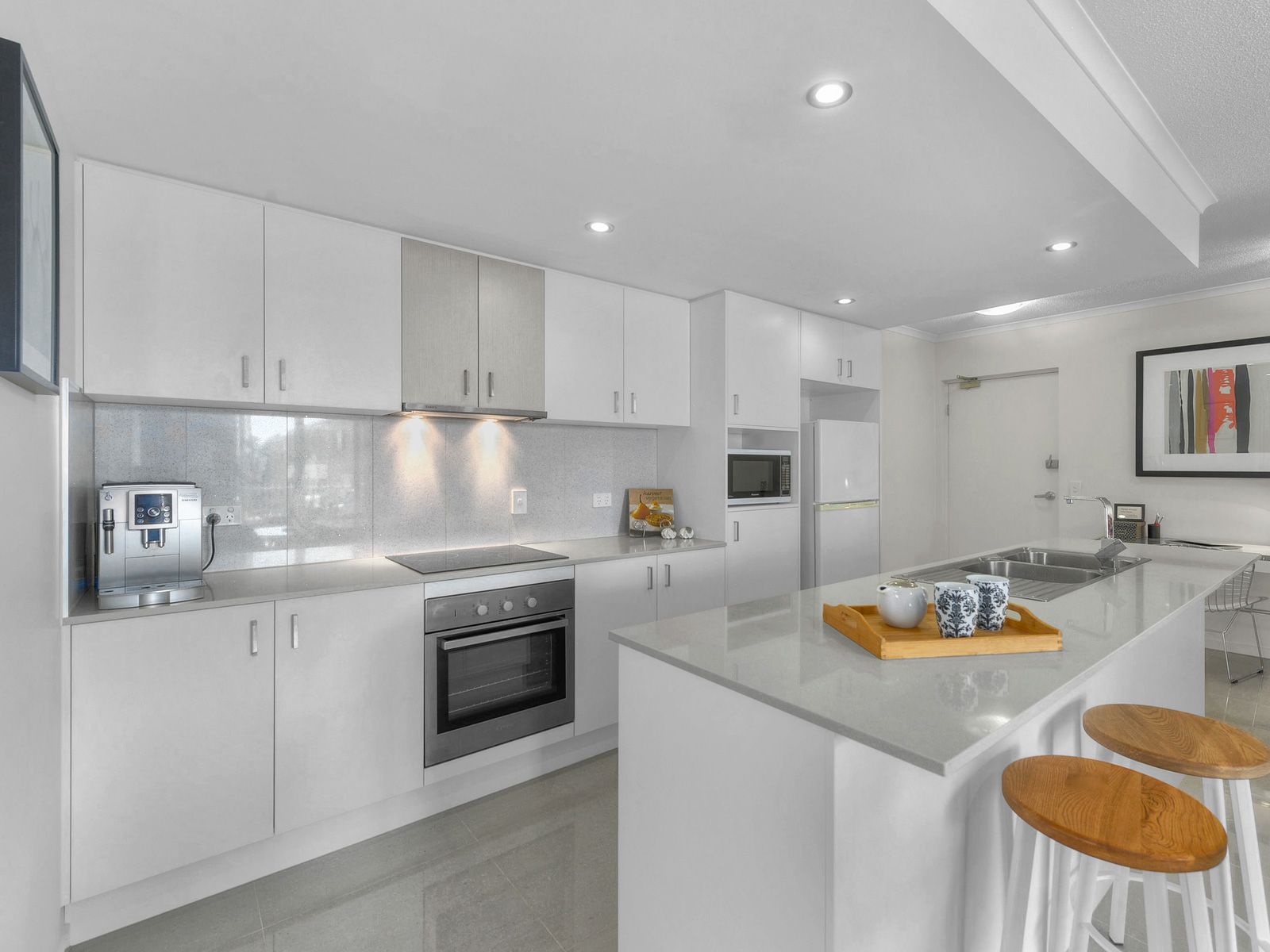 36 Kitchener Street, Coorparoo QLD 4151