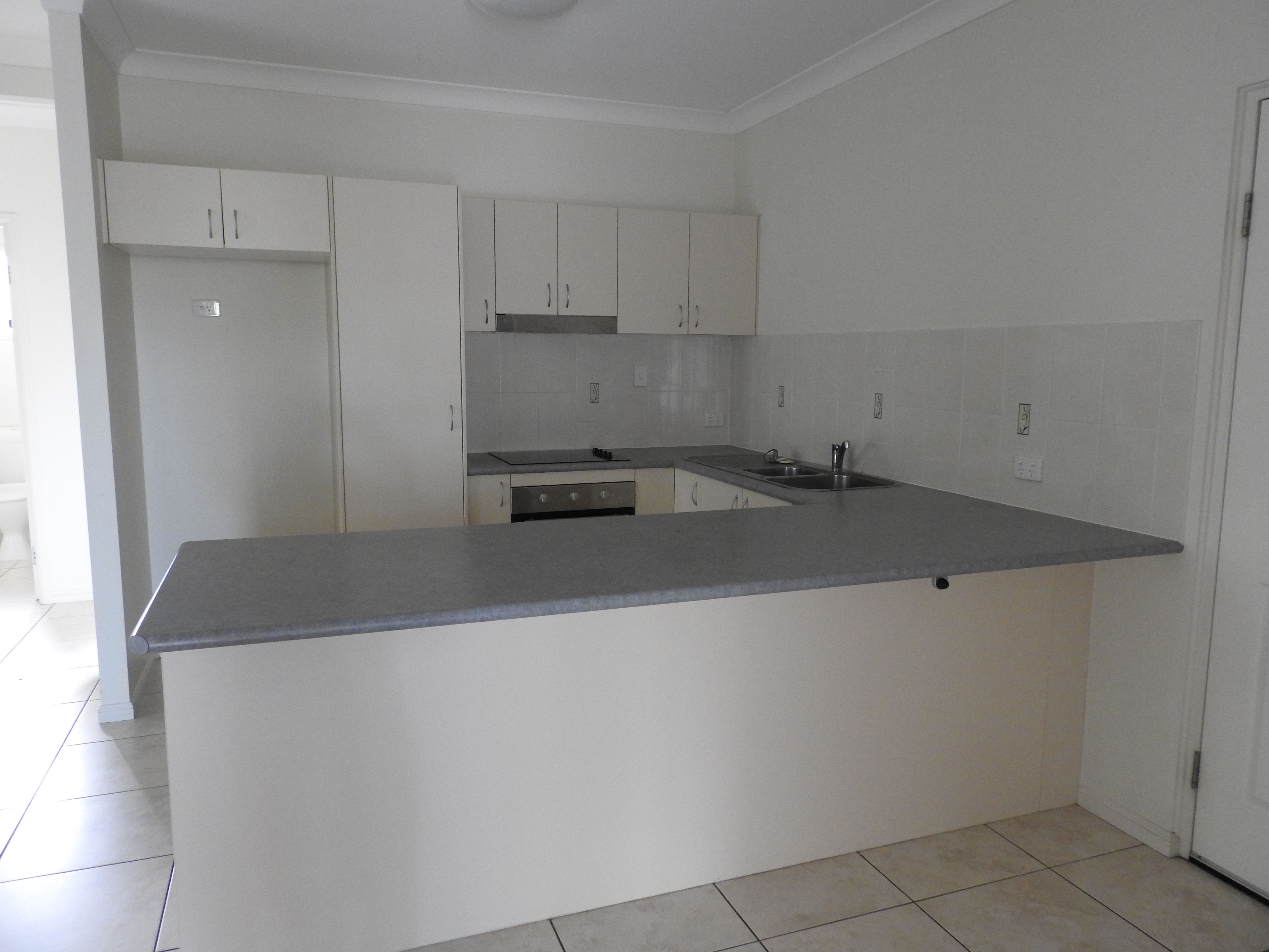 2/30 Derby Street, Pimlico, QLD 4812