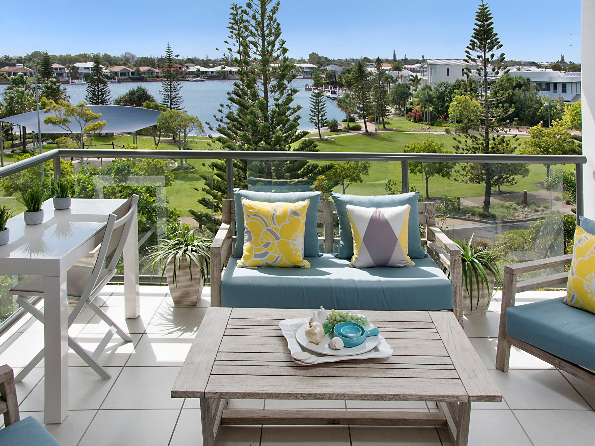 4 Grand Parade, Parrearra QLD 4575