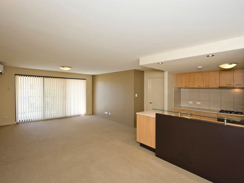 40/15 Tanunda Drive, Rivervale, WA 6103