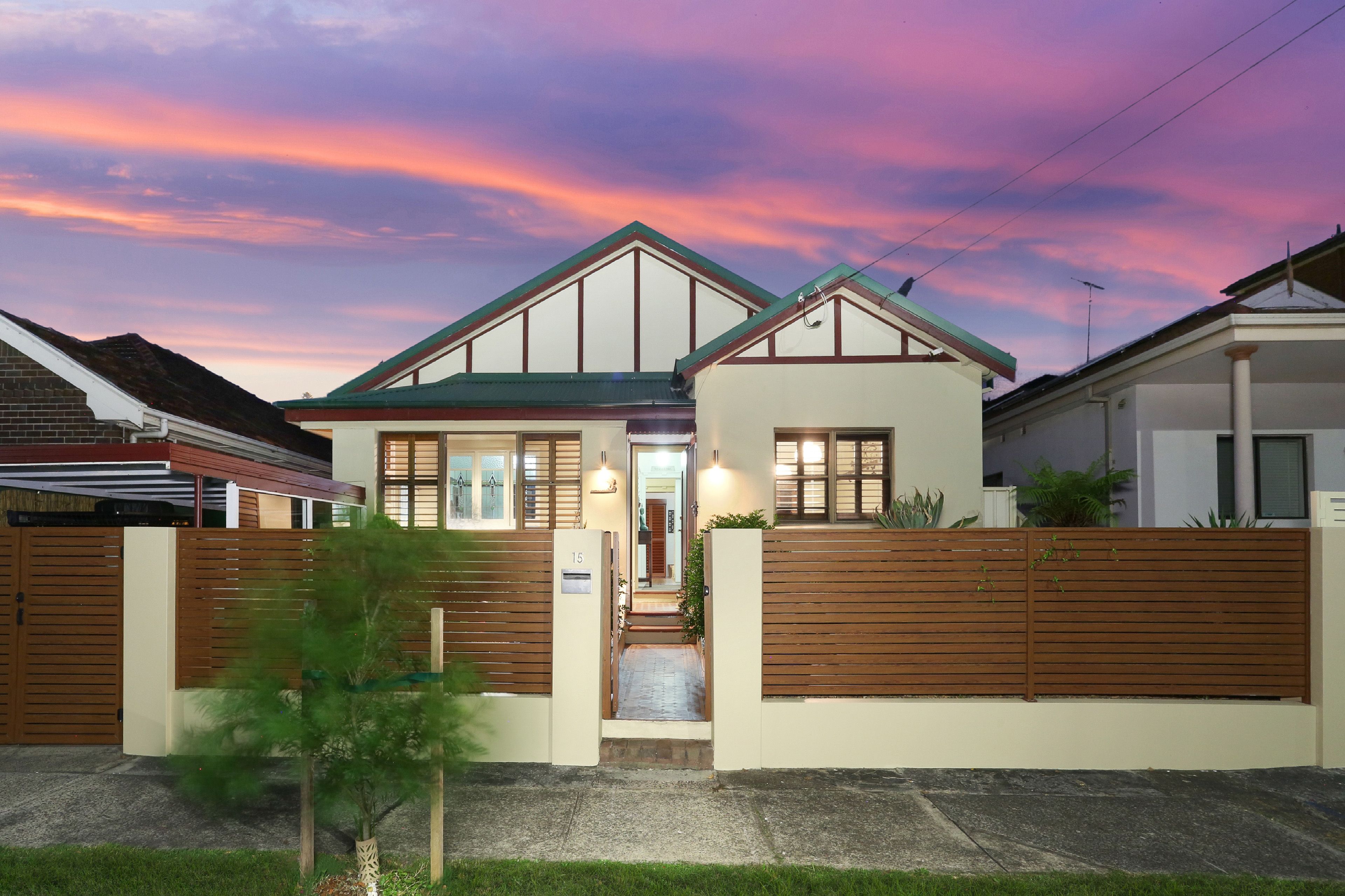 15 Livingstone Avenue