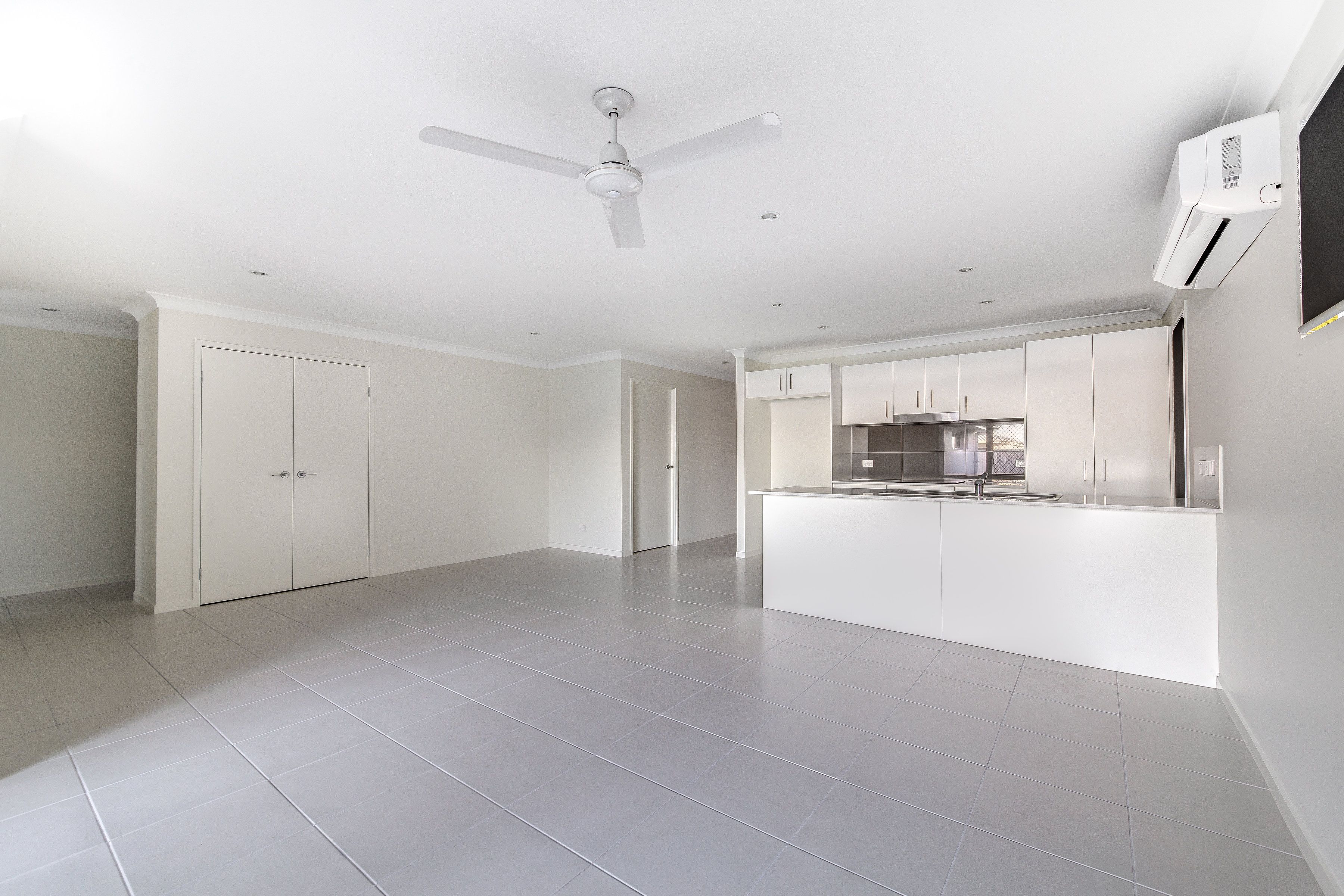 34 MacIntyre Crescent, Pelican Waters, QLD 4551