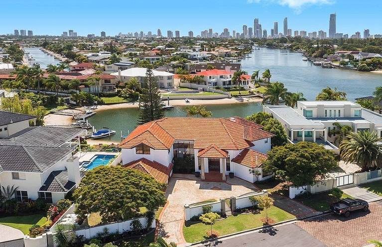 15 San Remo Boulevard, Sorrento, QLD 4217