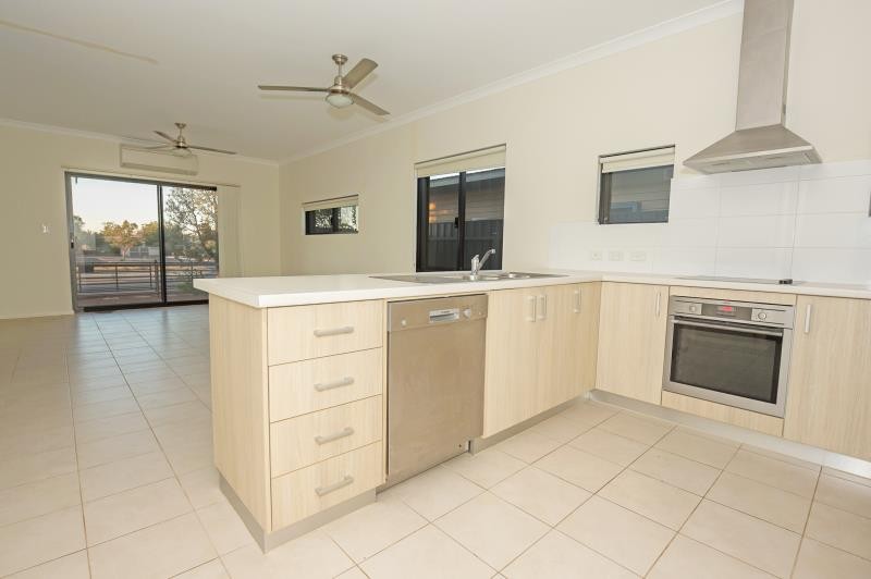 12 Mantaray Loop, Nickol, WA 6714
