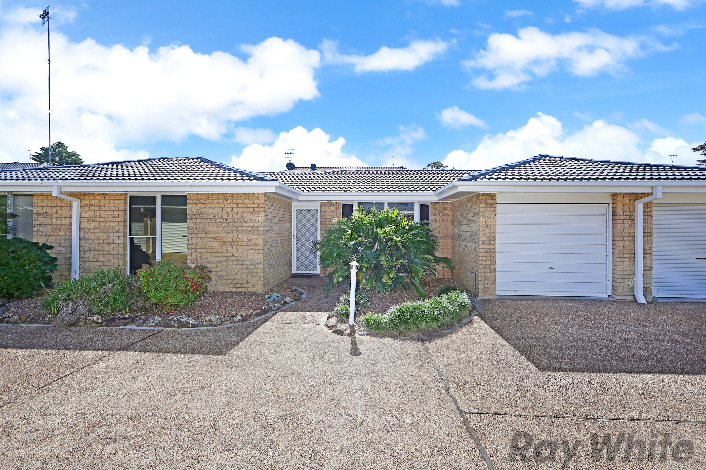 3/6-8 Lake Street, Budgewoi, NSW 2262
