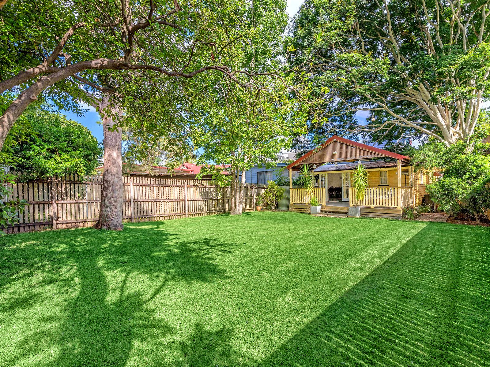 11 Grove Street, Albion, QLD 4010