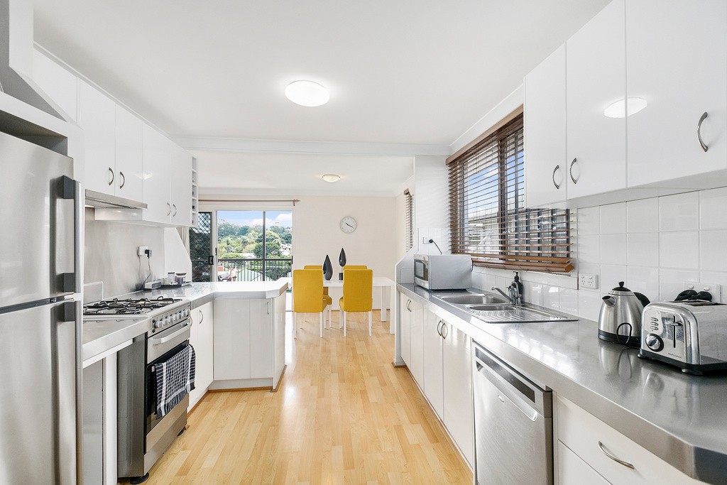 63A Fegen Drive, Moorooka, QLD 4105