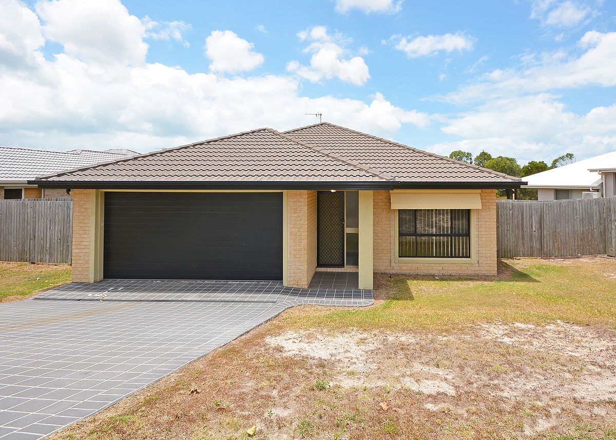 14 Steel Street, Nikenbah, QLD 4655