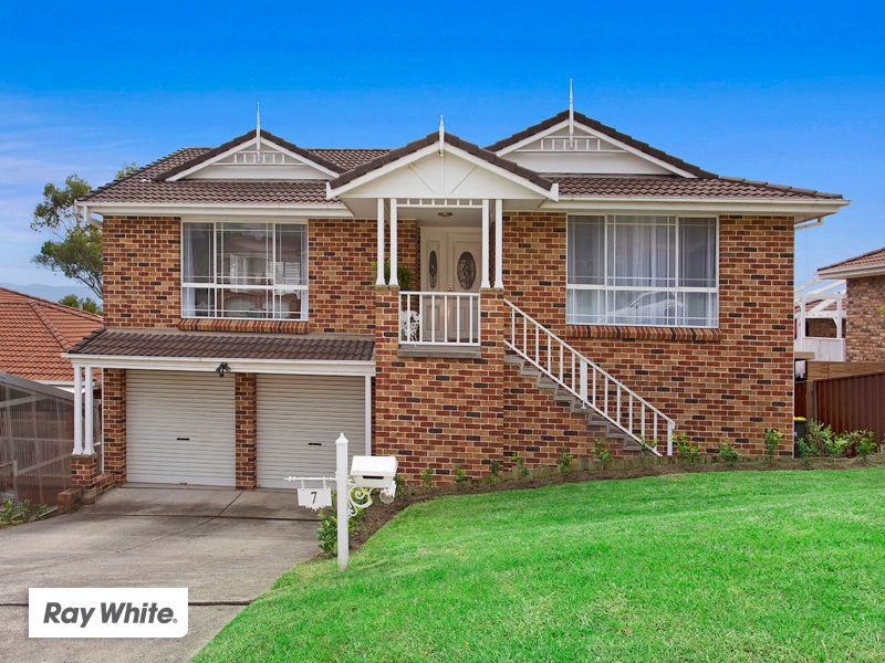 7 Scenic Crescent