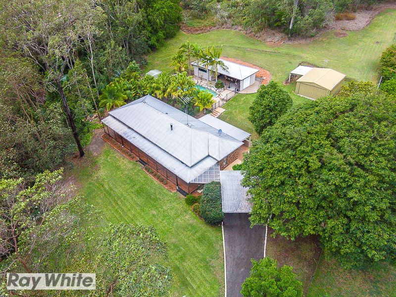 7 Phoebe Court, Bunya, QLD 4055