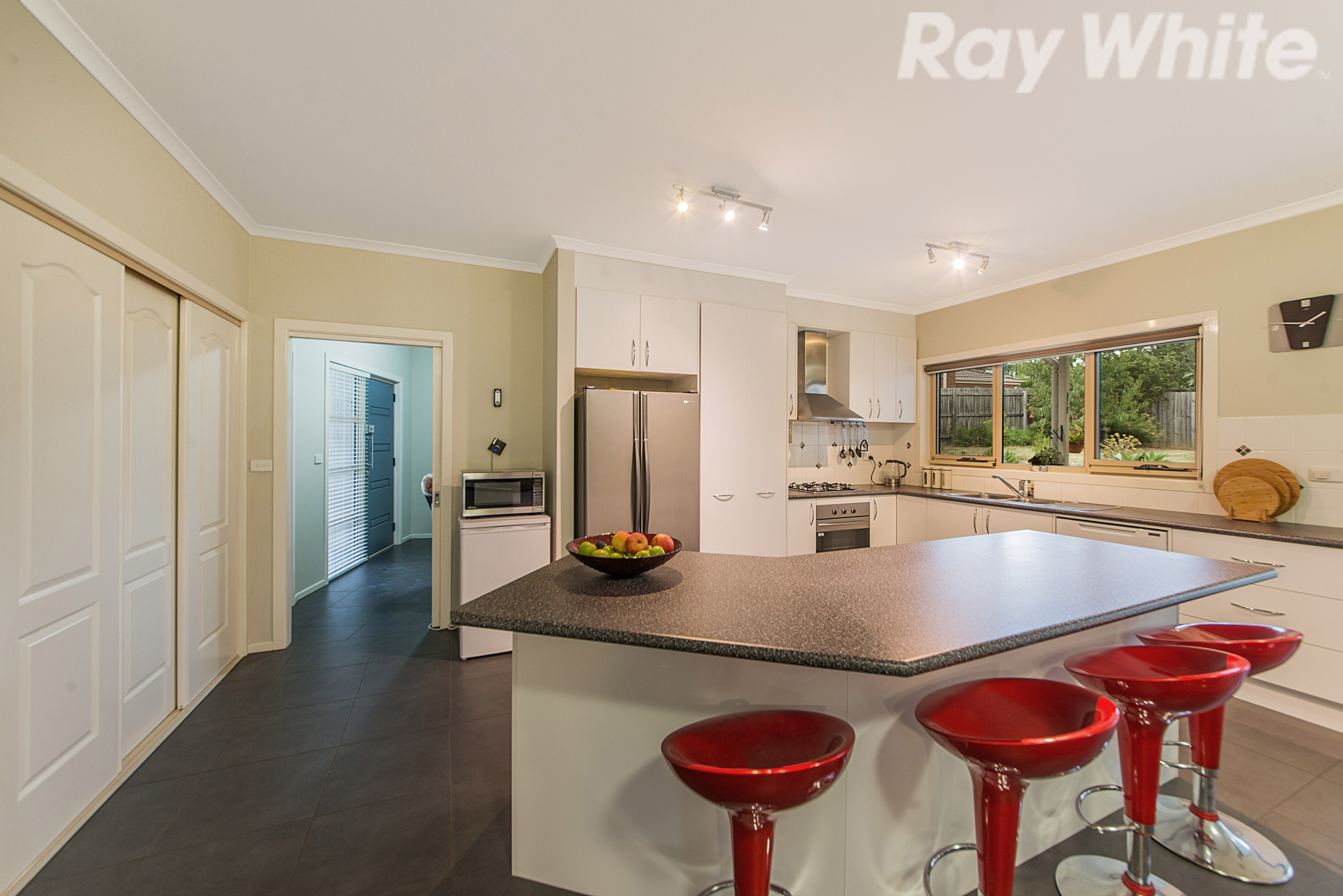 4 Butlers Road, Ferntree Gully, VIC 3156