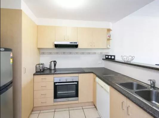 9/152 High Street, Southport, QLD 4215