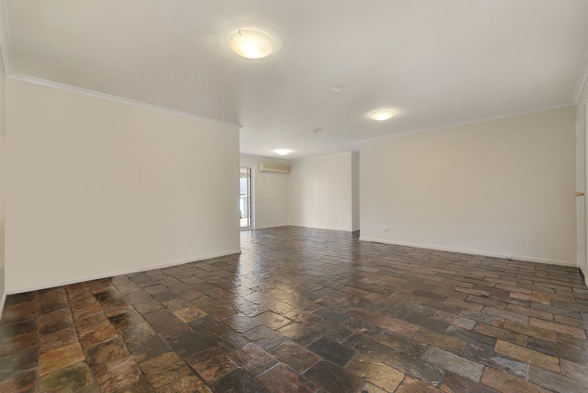 8 Madeline Street, Hill Top, NSW 2575