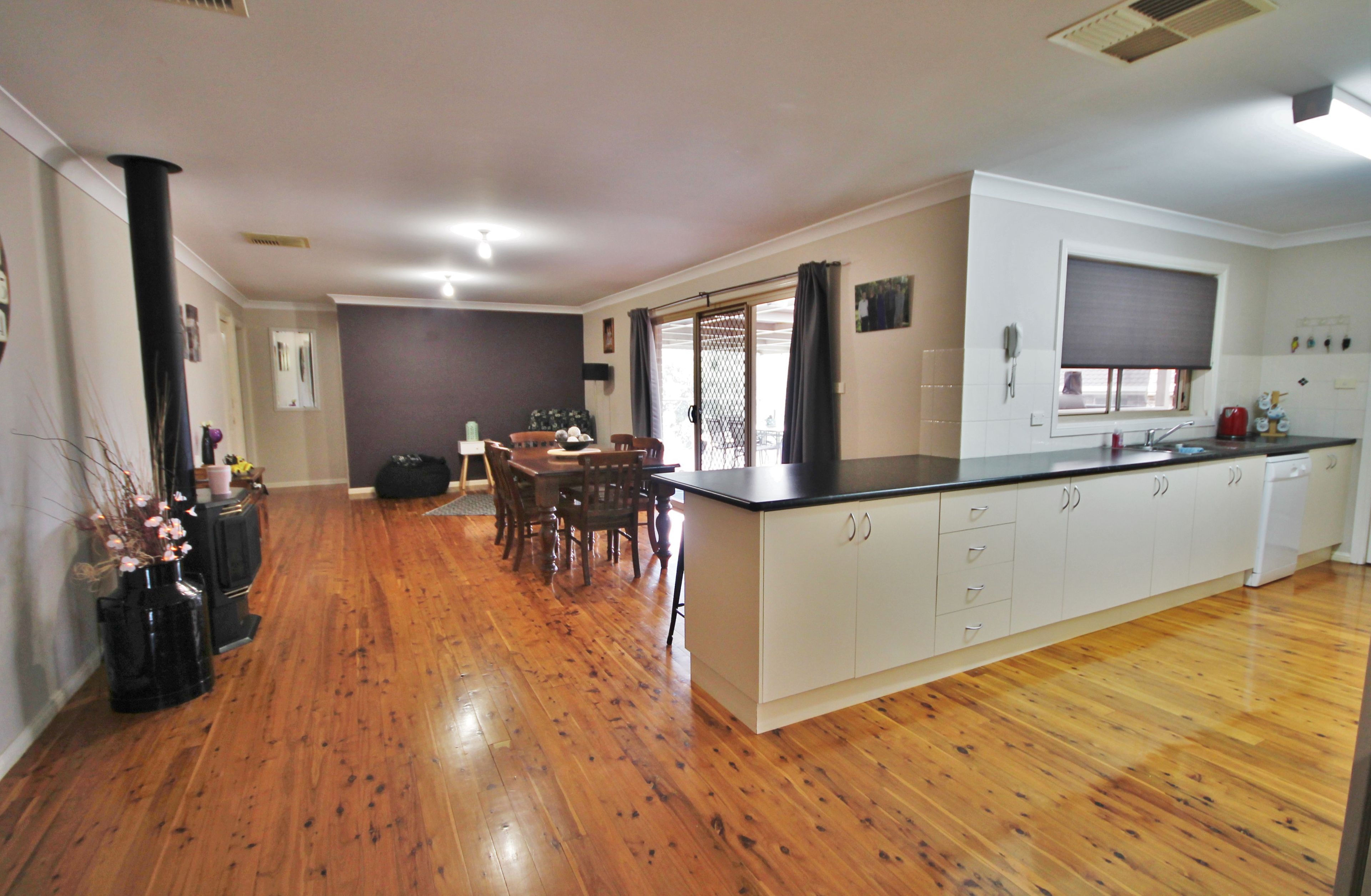 13 Jim Anderson Avenue, YOUNG, NSW 2594