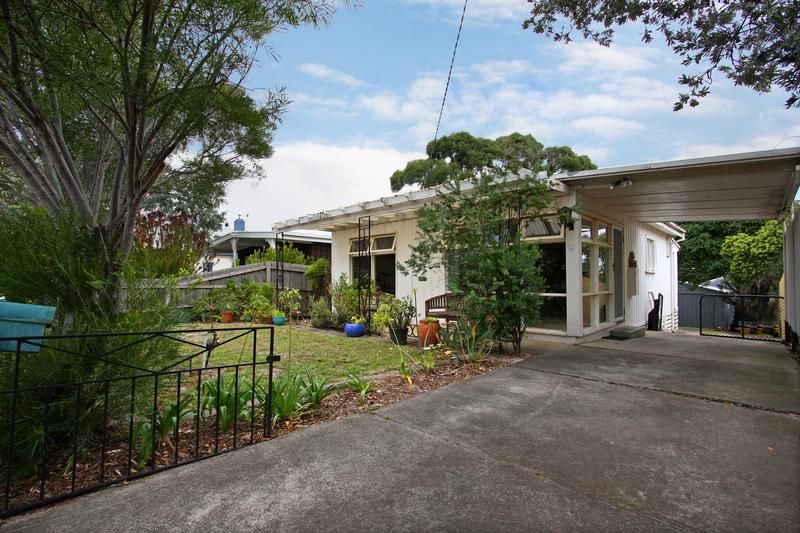 56 Sixth Avenue, Rosebud, VIC 3939