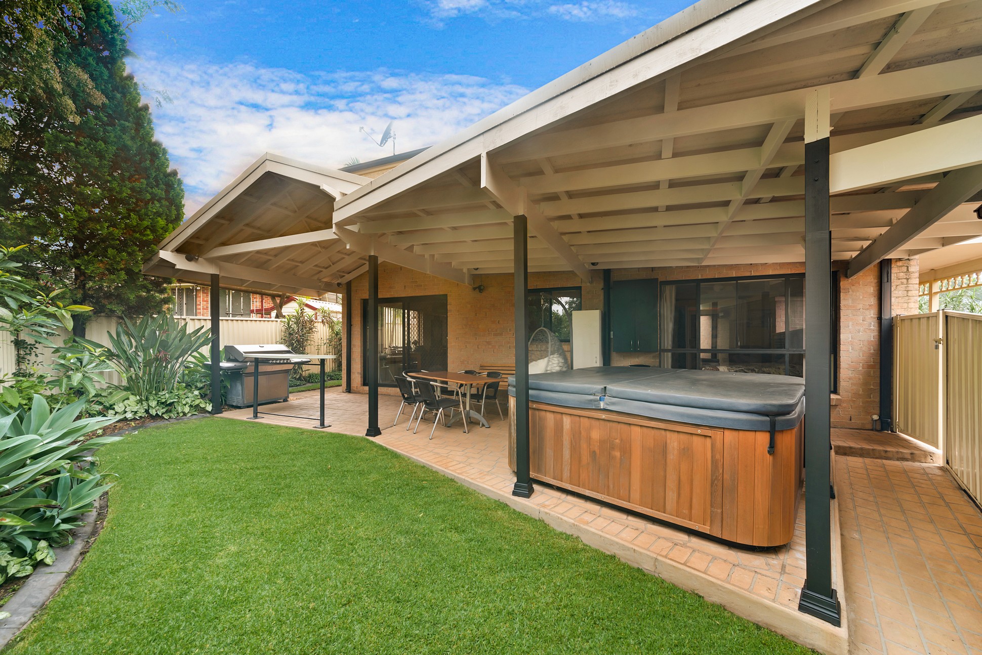 20 Tea Tree Place, Mount Annan, NSW 2567