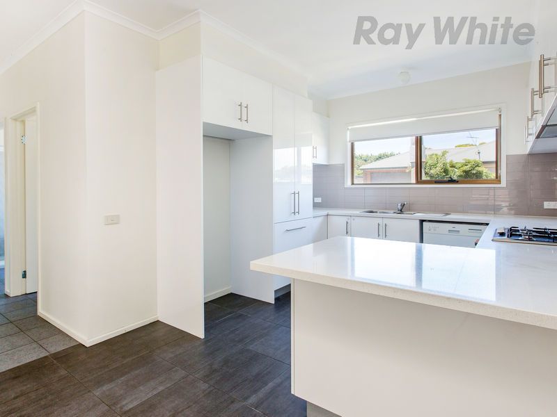 33 Jetty Road, Rosebud, VIC 3939