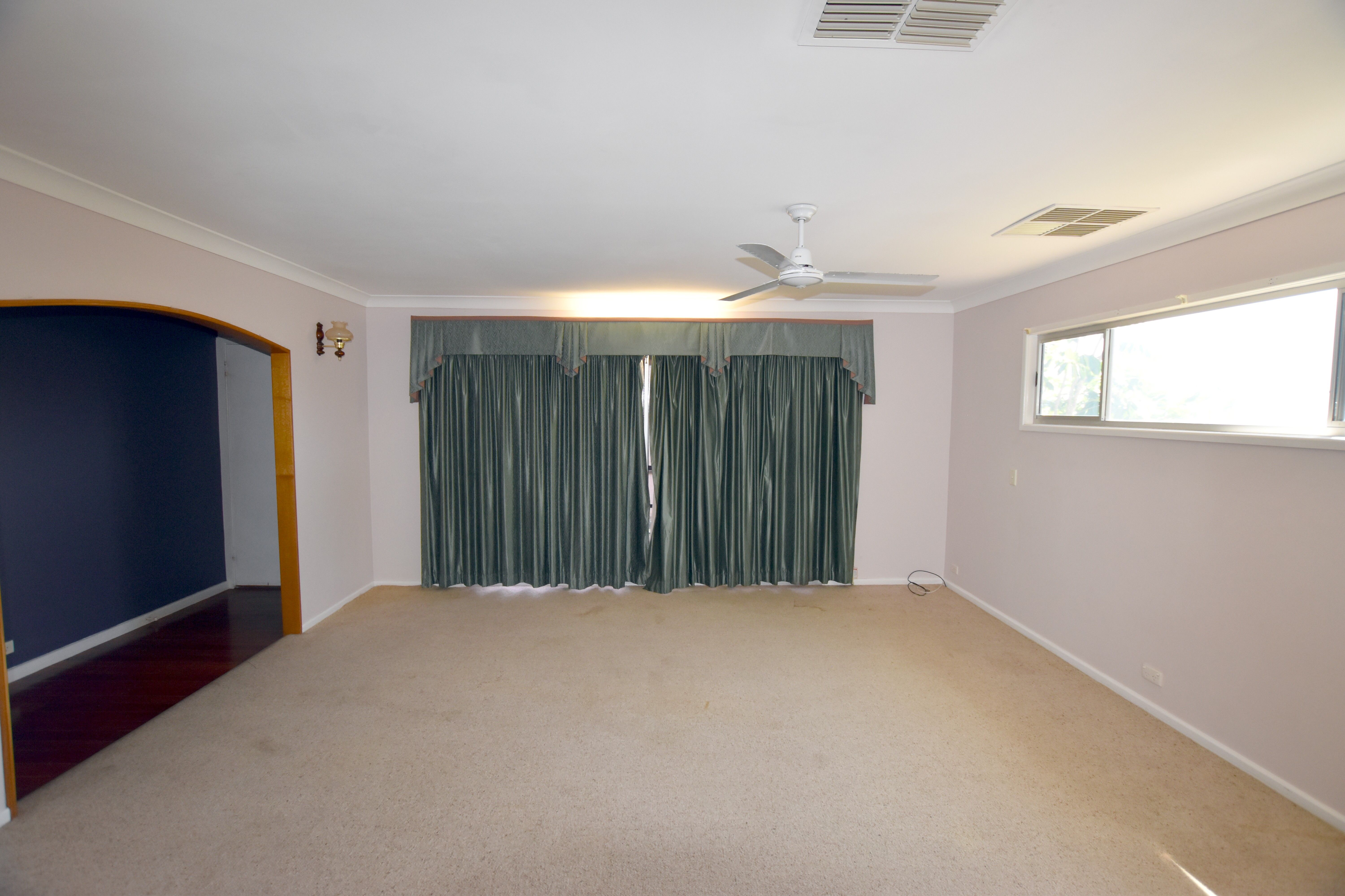 10 Tudman Street, West Gladstone, QLD 4680