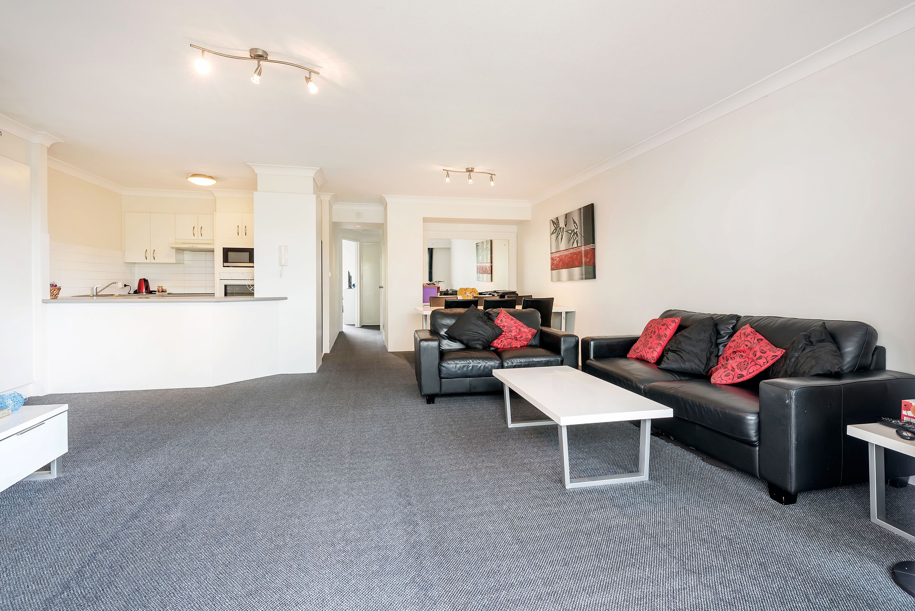31/37 Bayview Street, Runaway Bay, QLD 4216