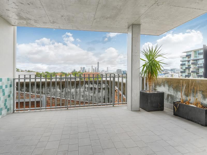 615/16 Skyring Terrace, Teneriffe, QLD 4005