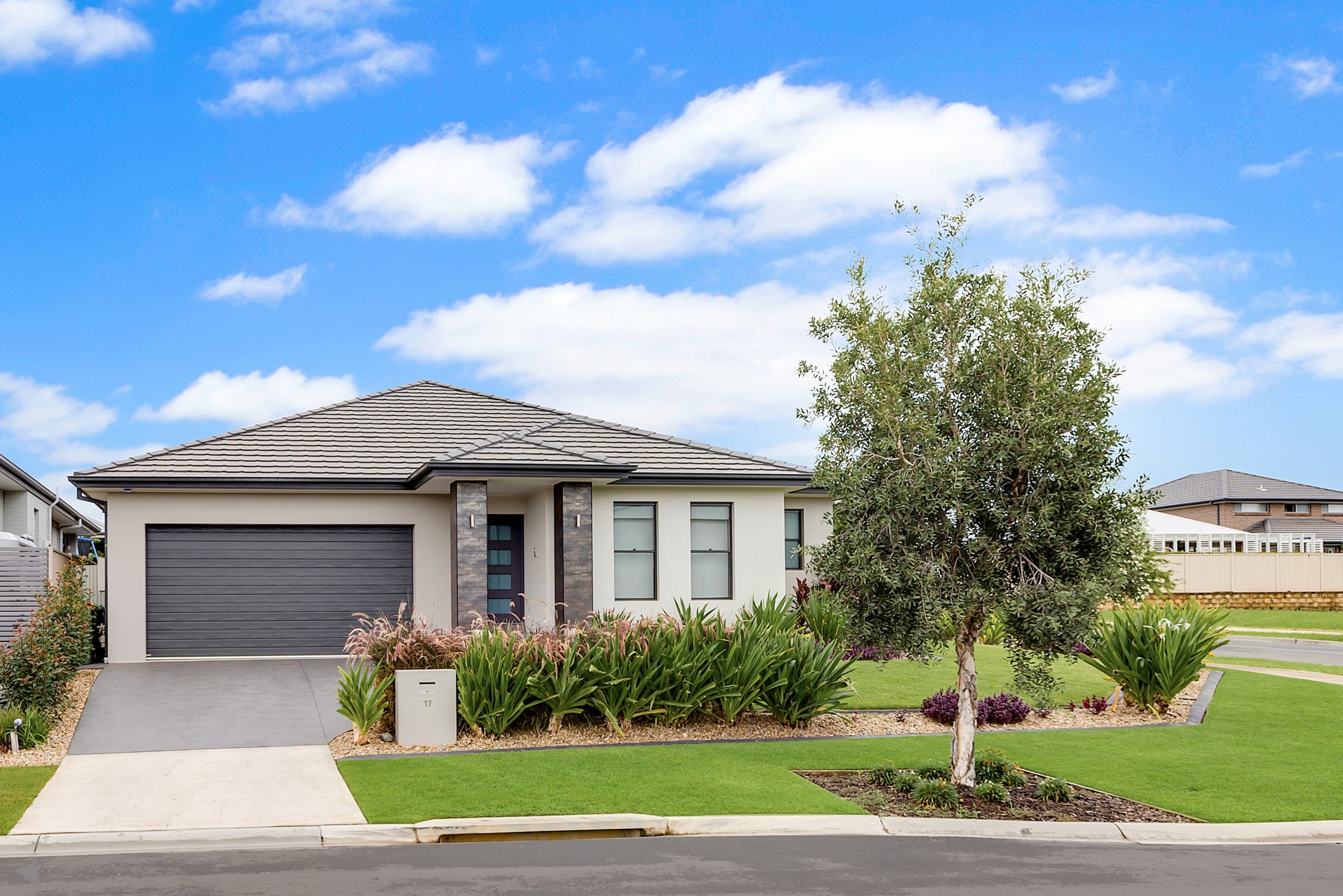17 Agostini Circuit, Oran Park, NSW 2570