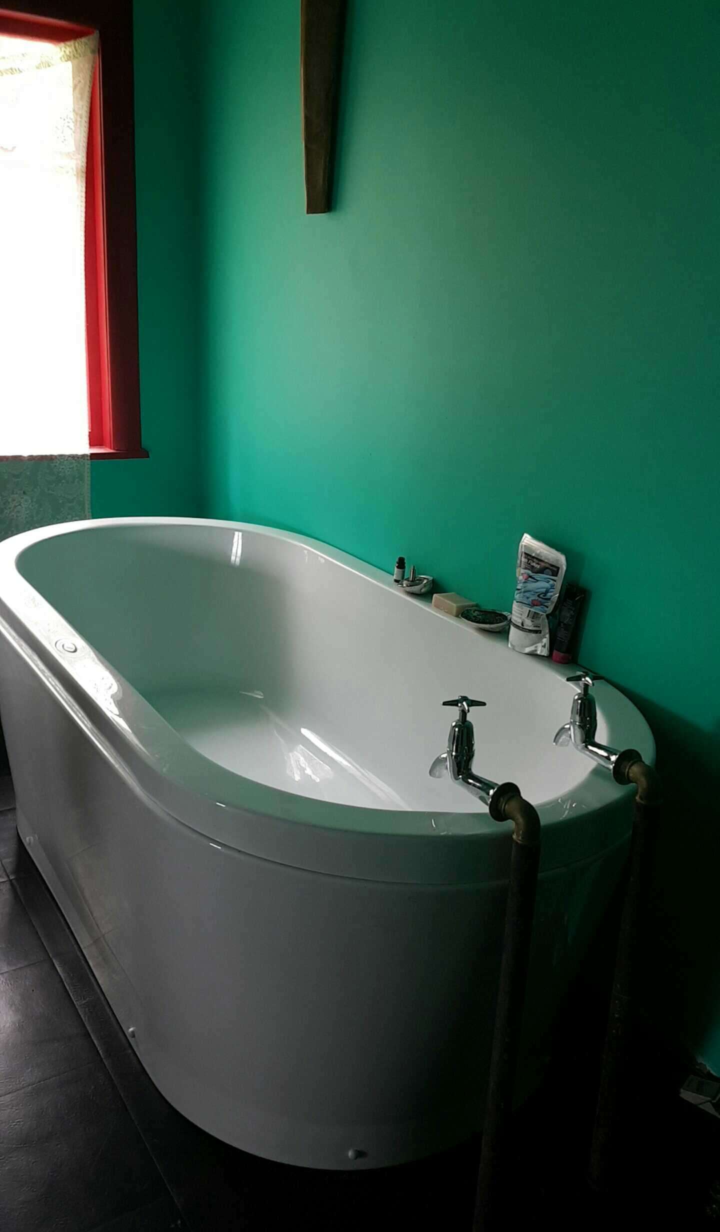 115 Griffins Road photo 3