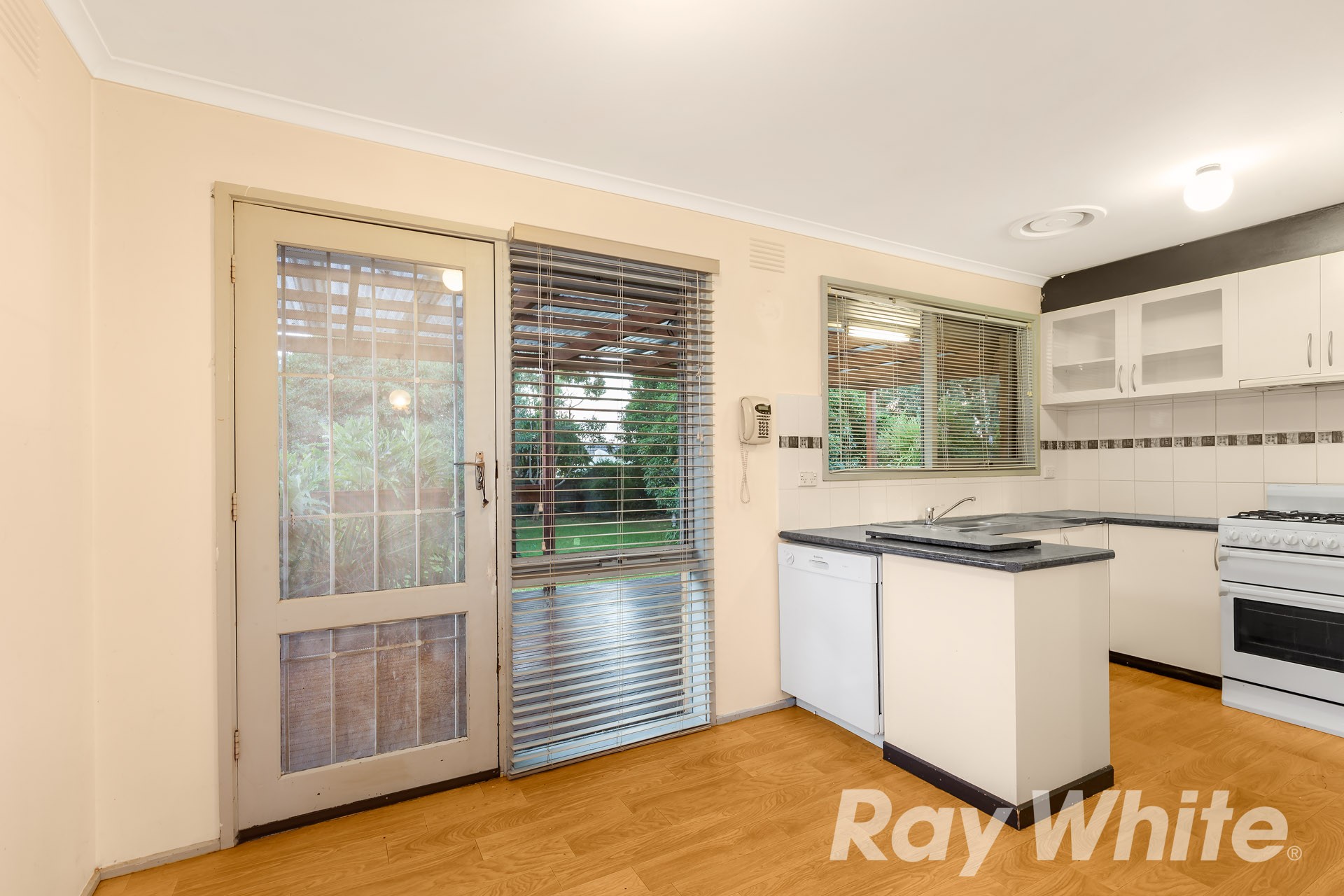 29 Westburn Grove, Scoresby, VIC 3179