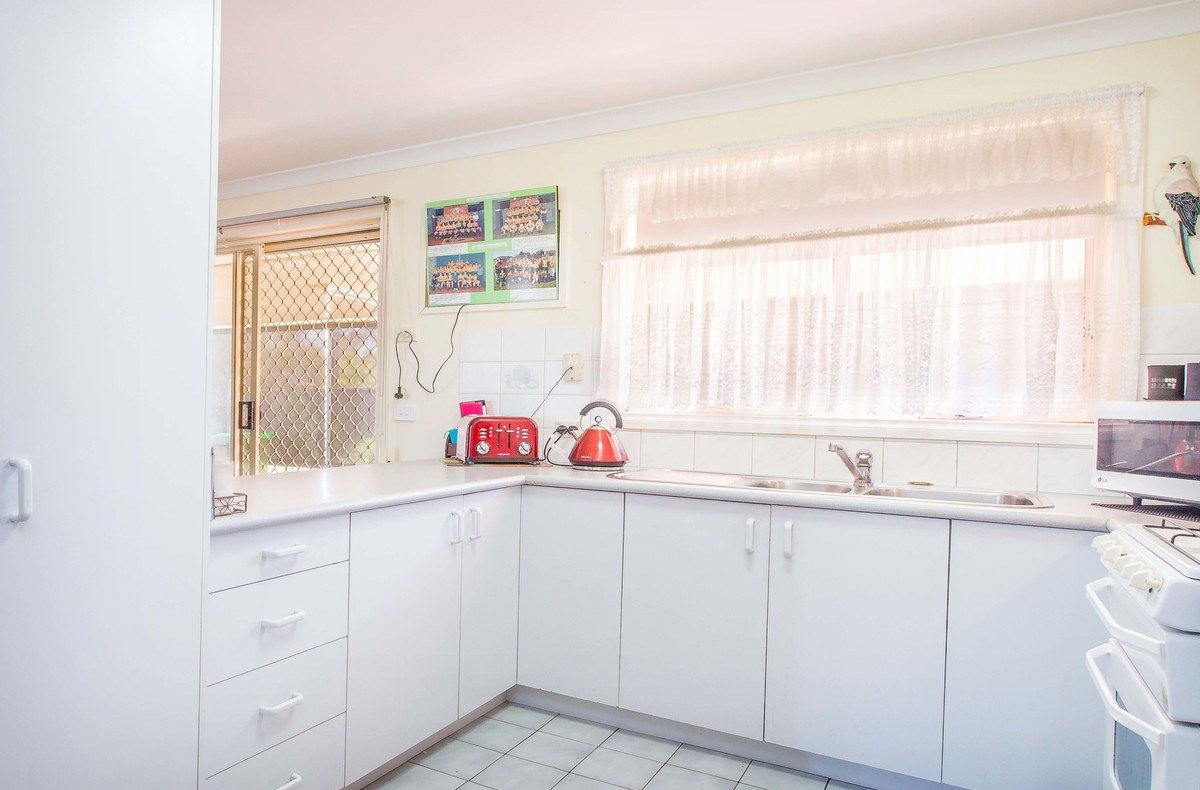 1/10 Rachel Court, Lavington, NSW 2641
